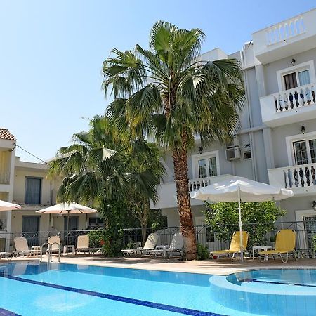 Skalidis Apartments トロン エクステリア 写真