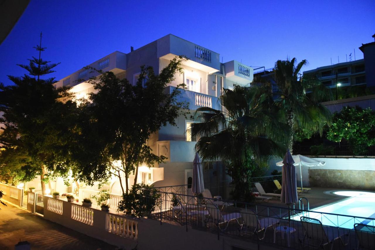 Skalidis Apartments トロン エクステリア 写真