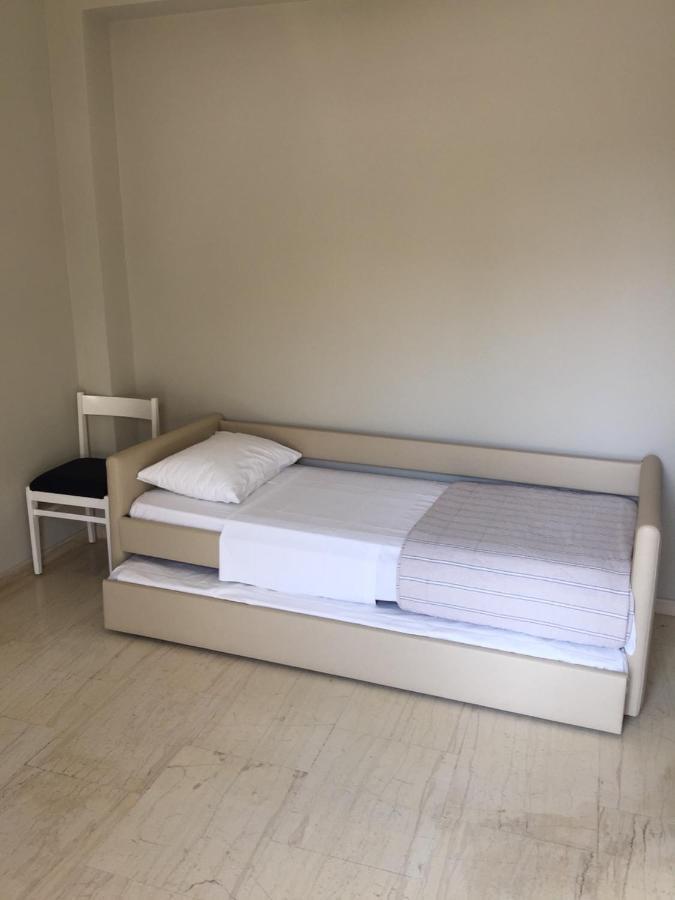 Skalidis Apartments トロン 部屋 写真