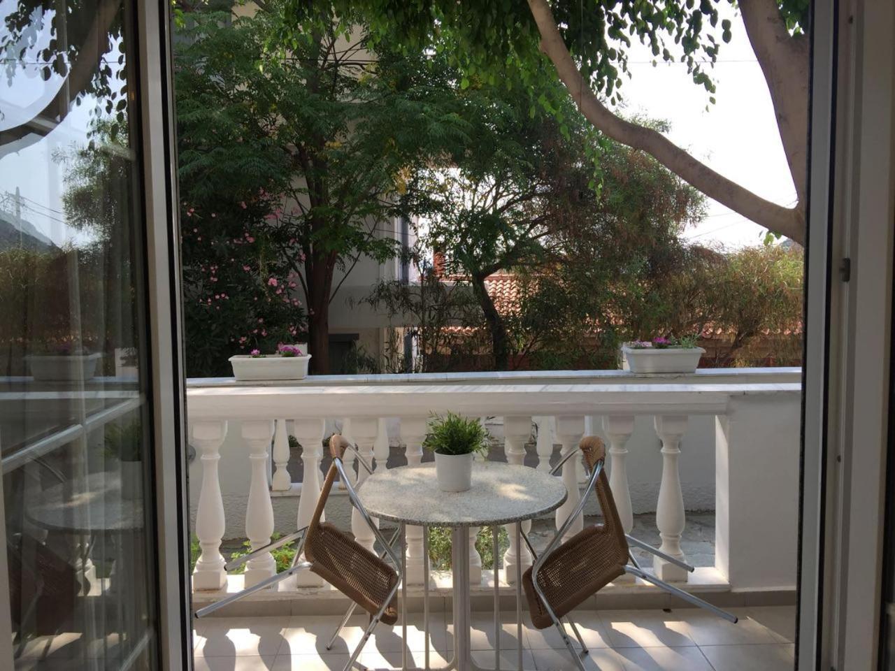 Skalidis Apartments トロン 部屋 写真